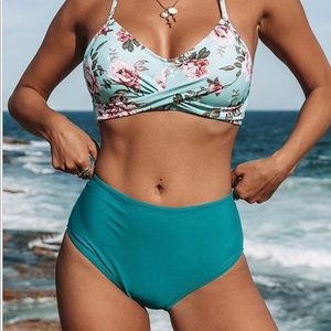 NWT BeachSissi Aqua Bikini
